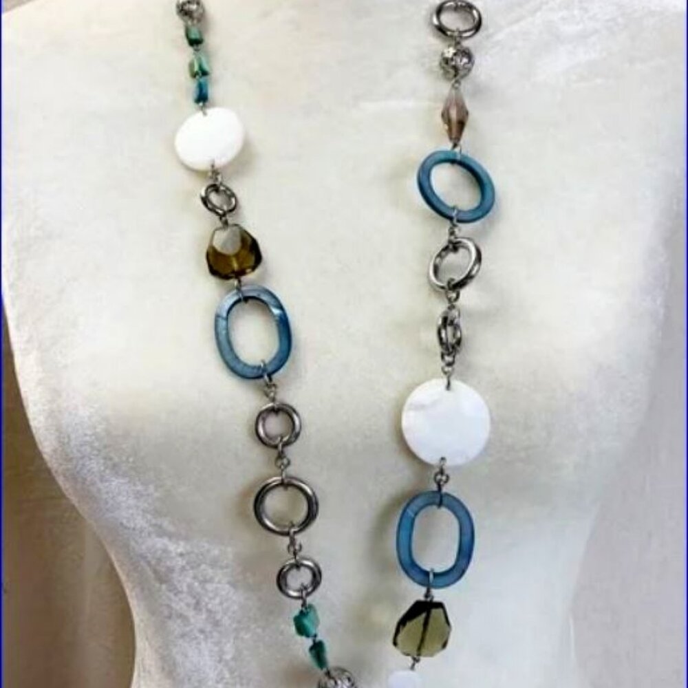 LIA SOPHIA "Victoria by Maggie" Mother of Pearl Beaded Necklace - Retired